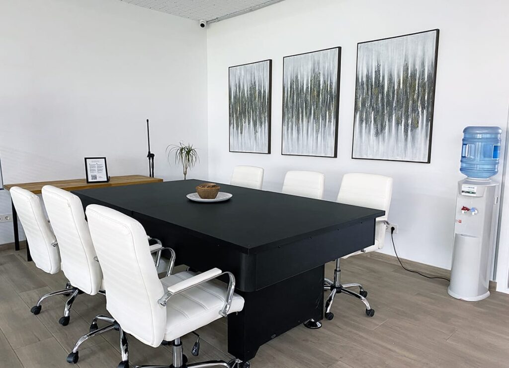 A Place to Hold Meetings in Coín 1 Hold meetings in Coín