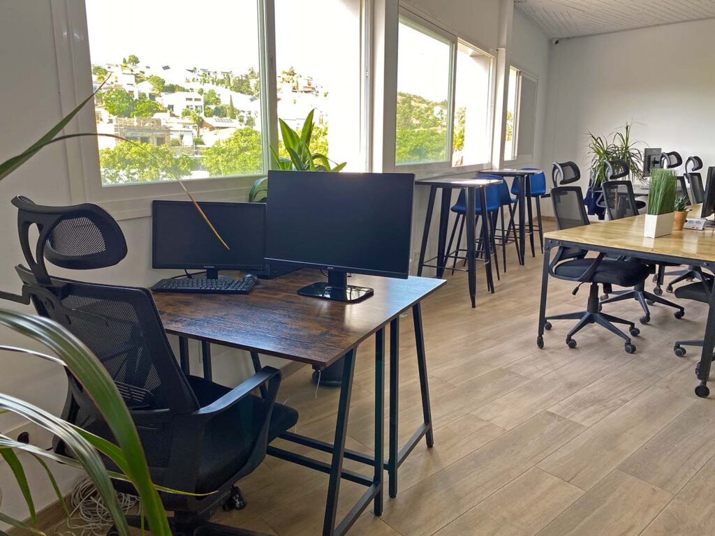 Coworking Near Alhaurín el Grande: Why Oben Coworking Is the Ideal Spot 2 Oben Workspaces Coworking Space in Coín